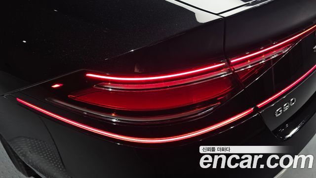 Genesis G90 2023 — photo 9