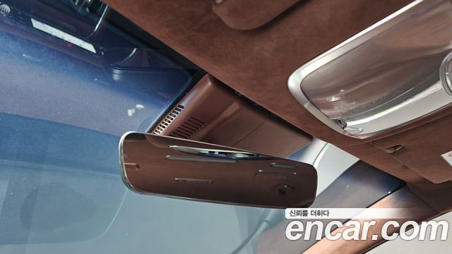 Genesis G90 2023 — photo 27