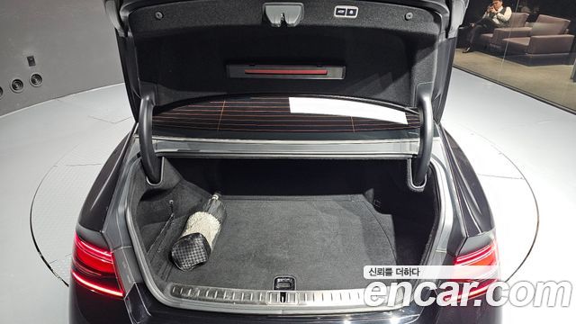 Genesis G90 2023 — photo 42