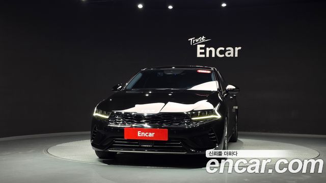 Kia K5 2023 — photo 3