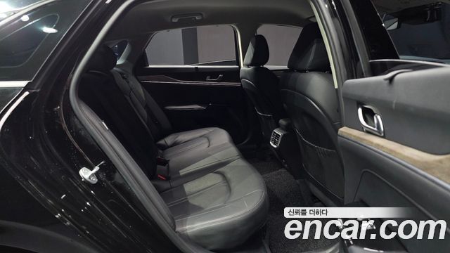 Kia K5 2023 — photo 17