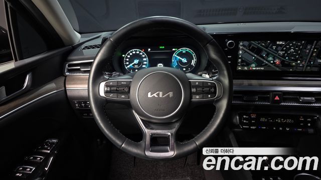 Kia K5 2023 — photo 19