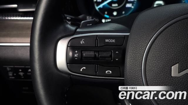 Kia K5 2023 — photo 20