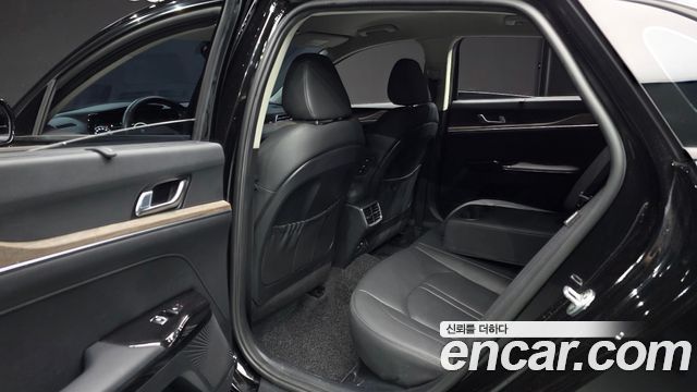Kia K5 2023 — photo 16