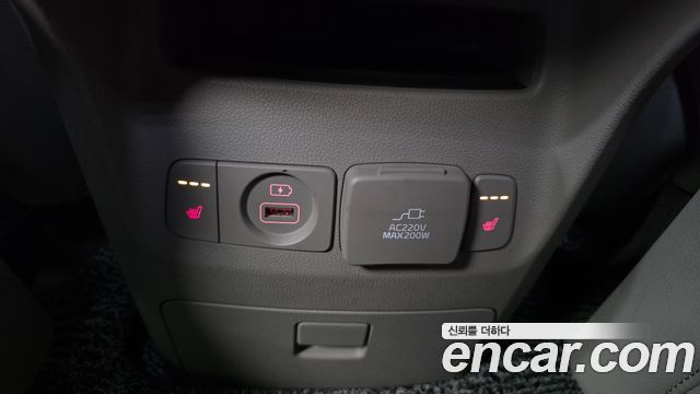 Kia Canival 2018 — photo 24