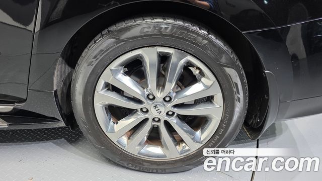 Kia Canival 2018 — photo 7