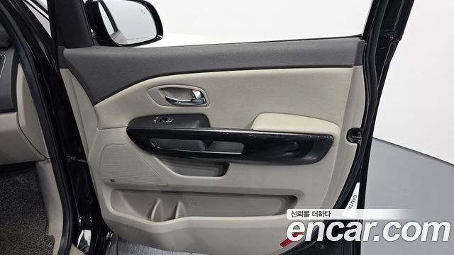 Kia Canival 2018 — photo 15