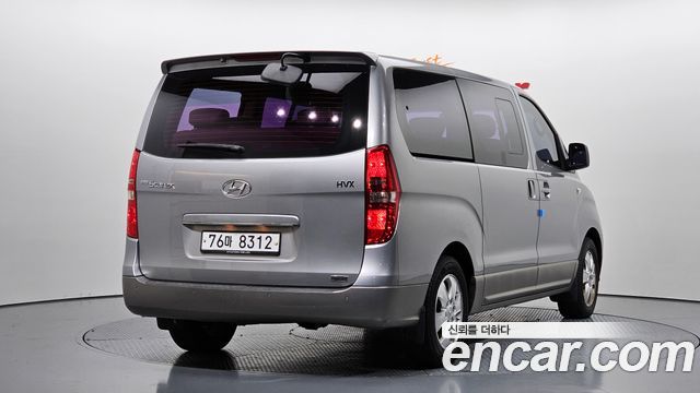Hyundai Starex 2012 — photo 2