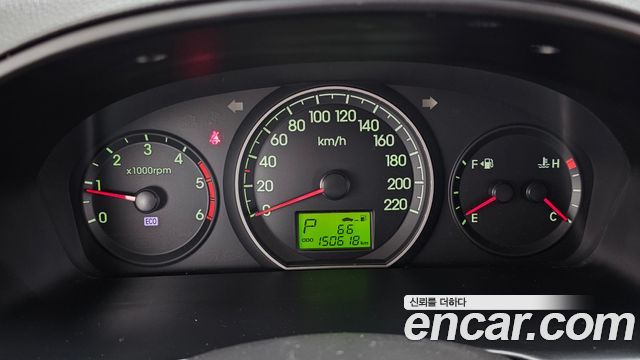 Hyundai Starex 2012 — photo 11