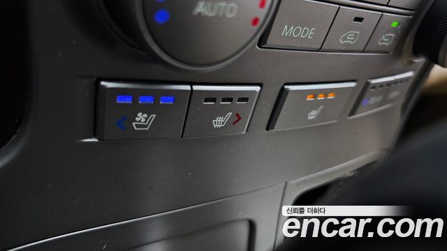 Hyundai Starex 2012 — photo 21