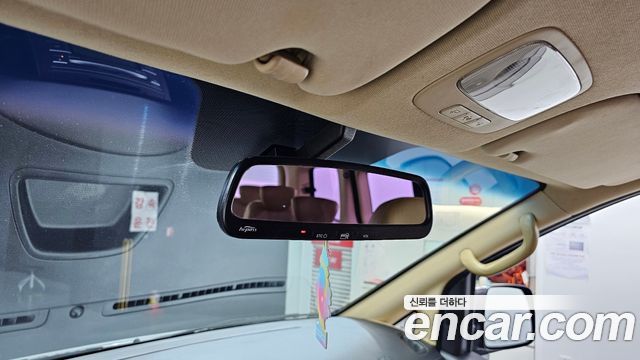Hyundai Starex 2012 — photo 22