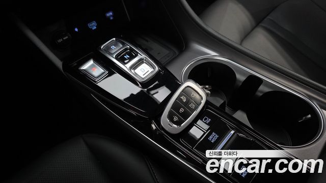 Hyundai Sonata 2022 — photo 12