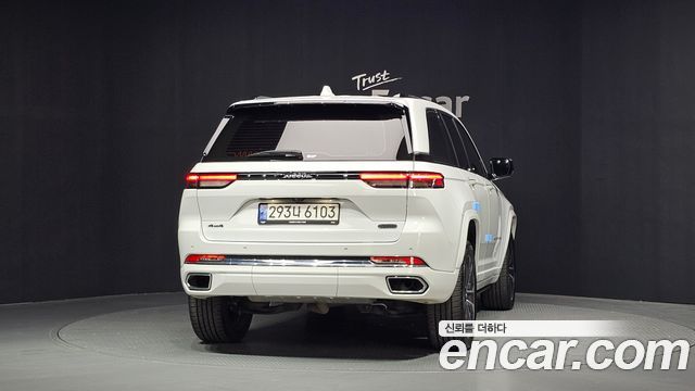 Jeep Cherokee 2023 — photo 4