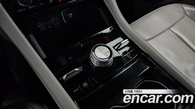 Jeep Cherokee 2023 — photo 12