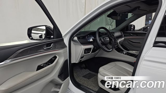 Jeep Cherokee 2023 — photo 13