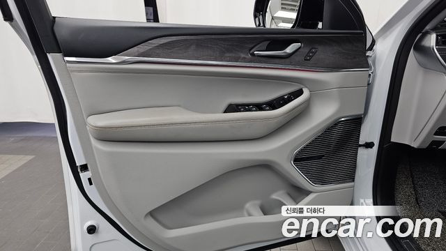 Jeep Cherokee 2023 — photo 14