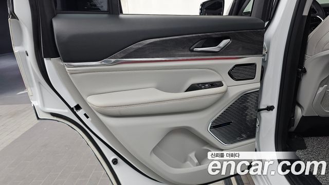 Jeep Cherokee 2023 — photo 15
