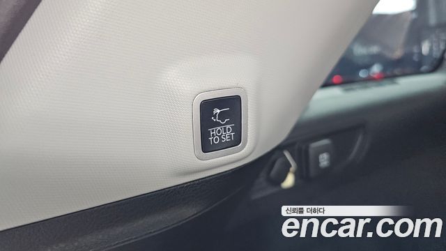 Jeep Cherokee 2023 — photo 35