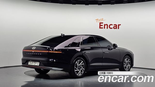 Hyundai Grandeur 2023 — photo 2