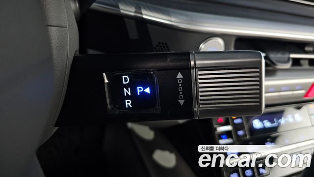 Hyundai Grandeur 2023 — photo 12
