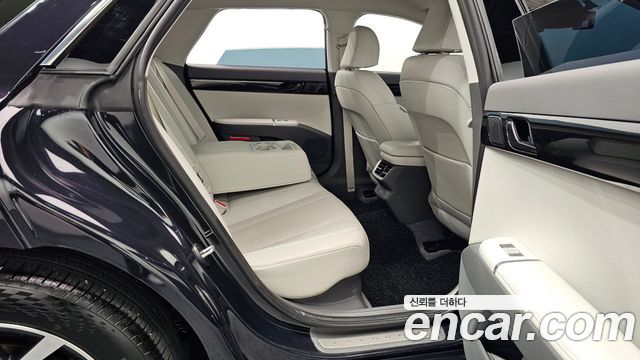 Hyundai Grandeur 2023 — photo 18