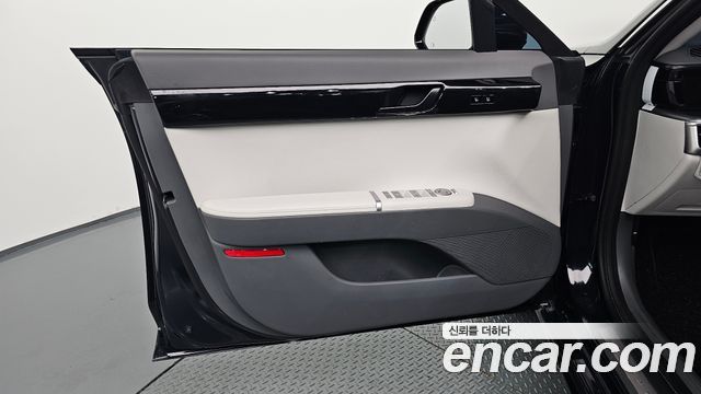 Hyundai Grandeur 2023 — photo 14
