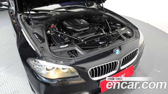 BMW 5-Series 2015 — photo 6