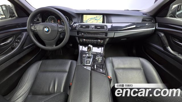 BMW 5-Series 2015 — photo 7