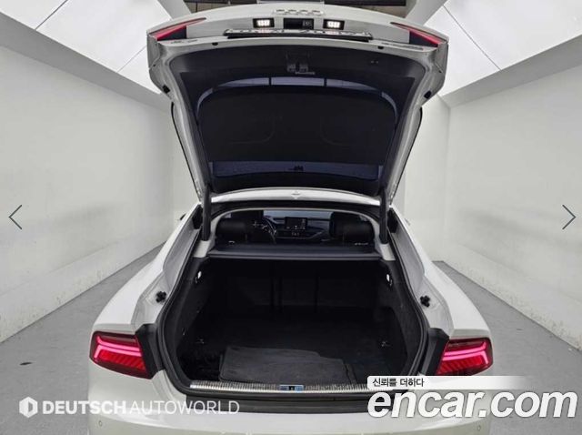 Audi A7 2016 — photo 19