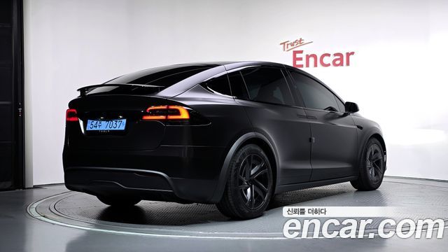 Tesla Model X 2026 — photo 2