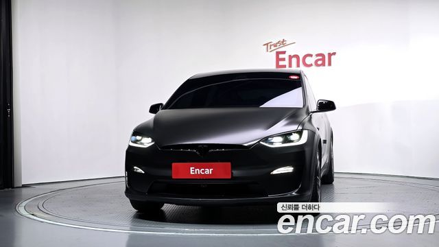 Tesla Model X 2026 — photo 3