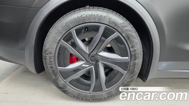 Tesla Model X 2026 — photo 5