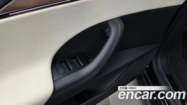 Tesla Model X 2026 — photo 27