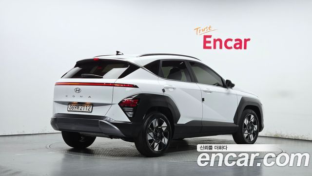 Hyundai Kona 2023 — photo 2