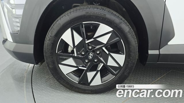 Hyundai Kona 2023 — photo 5
