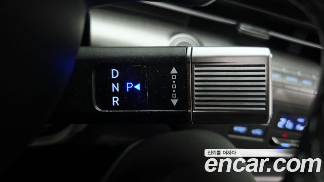 Hyundai Kona 2023 — photo 12