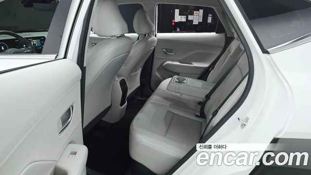 Hyundai Kona 2023 — photo 18