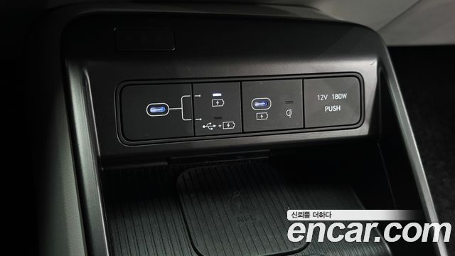 Hyundai Kona 2023 — photo 19