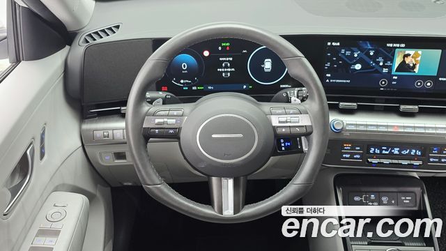 Hyundai Kona 2023 — photo 21