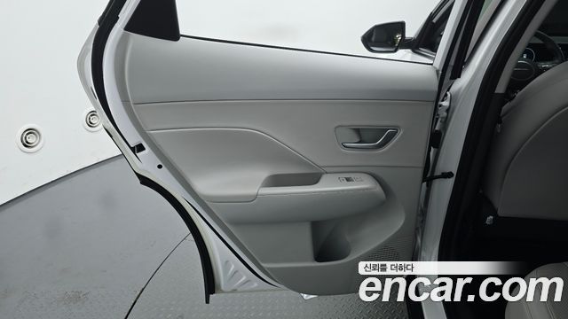 Hyundai Kona 2023 — photo 15