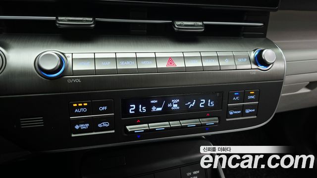 Hyundai Kona 2023 — photo 31
