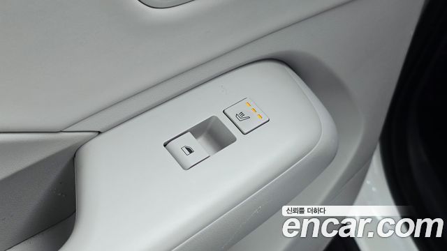 Hyundai Kona 2023 — photo 34