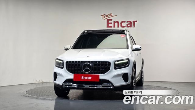 Mercedes-Benz GLB-Class 2024 — photo 3