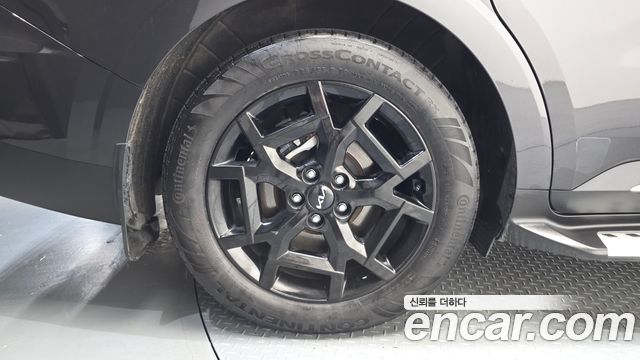 Kia Canival 2025 — photo 5