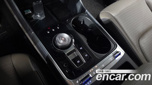 Kia Canival 2025 — photo 9