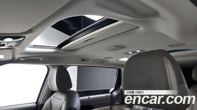 Kia Canival 2025 — photo 16