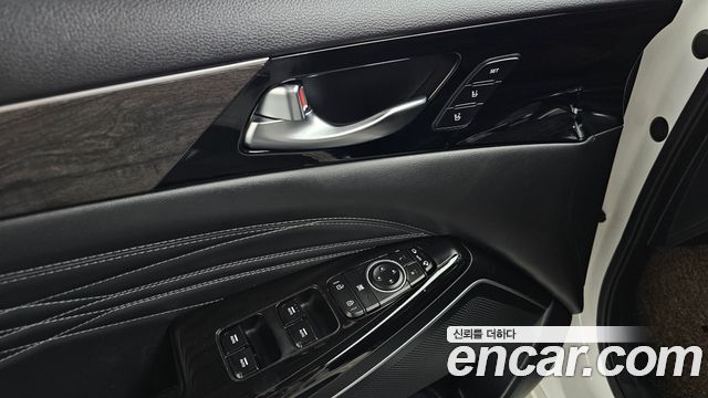 Kia K7 2020 — photo 28