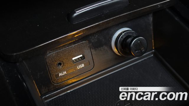 Kia K7 2013 — photo 21