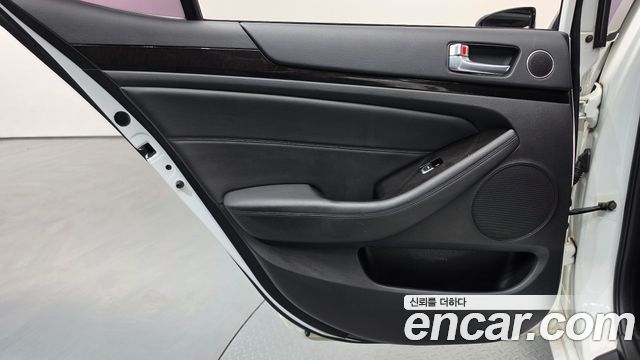 Kia K7 2013 — photo 15