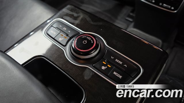 Kia K7 2013 — photo 29